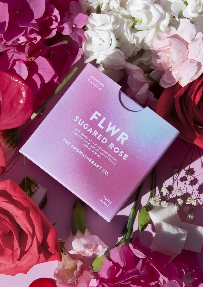 THE AROMATHERAPY CO FLWR Candle - Sugared Rose