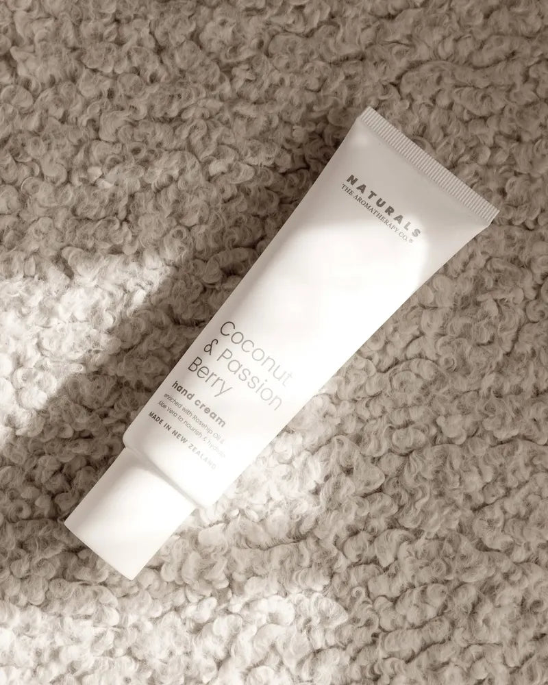 THE AROMATHERAPY CO Naturals Hand Cream - Coconut & Passion Berry