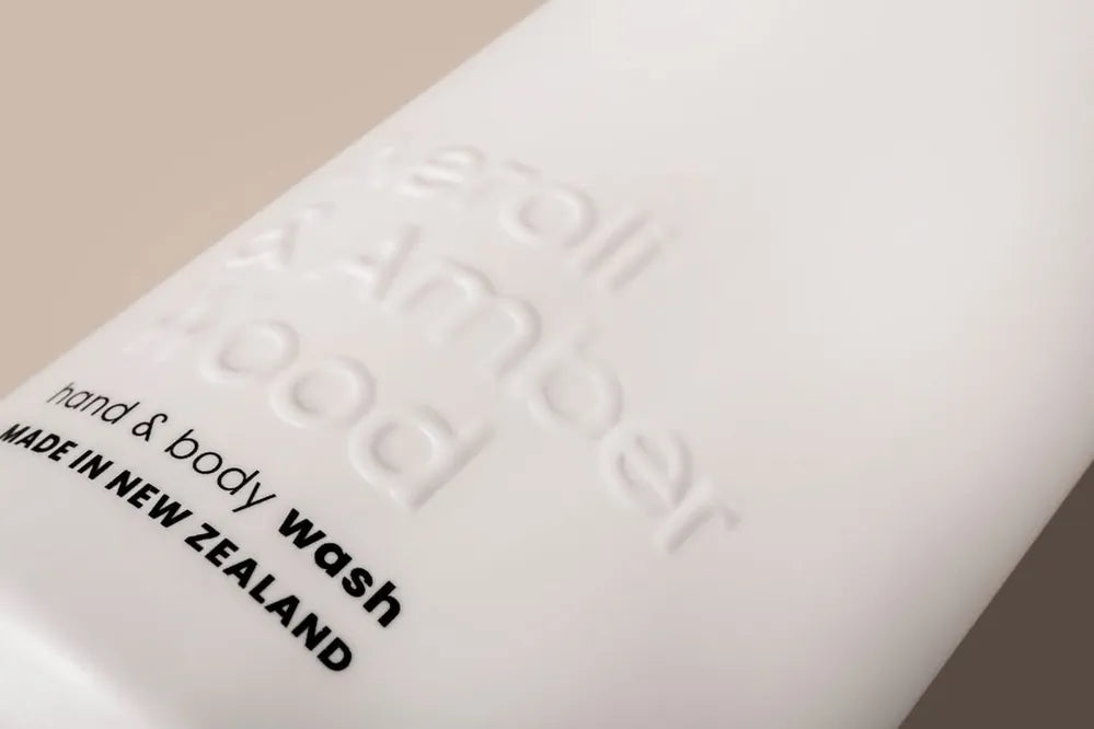 THE AROMATHERAPY CO Naturals Hand & Body Wash - Neroli & Amber Wood