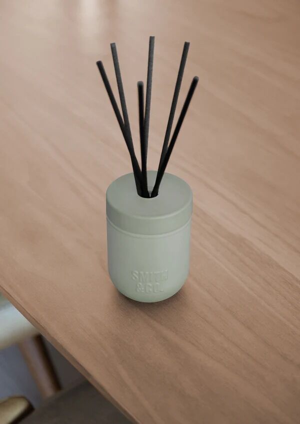 THE AROMATHERAPY CO Smith & Co Reed Diffuser - Amber & Freesia