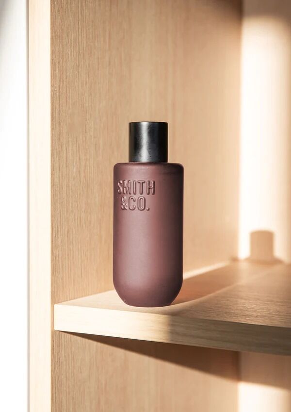 THE AROMATHERAPY CO Smith & Co Room Spray - Black Oud & Saffron