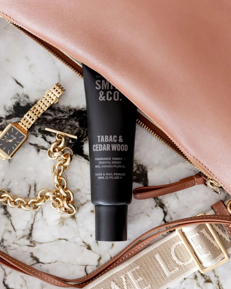 THE AROMATHERAPY CO Smith & Co Hand Cream - Tabac & Cedarwood