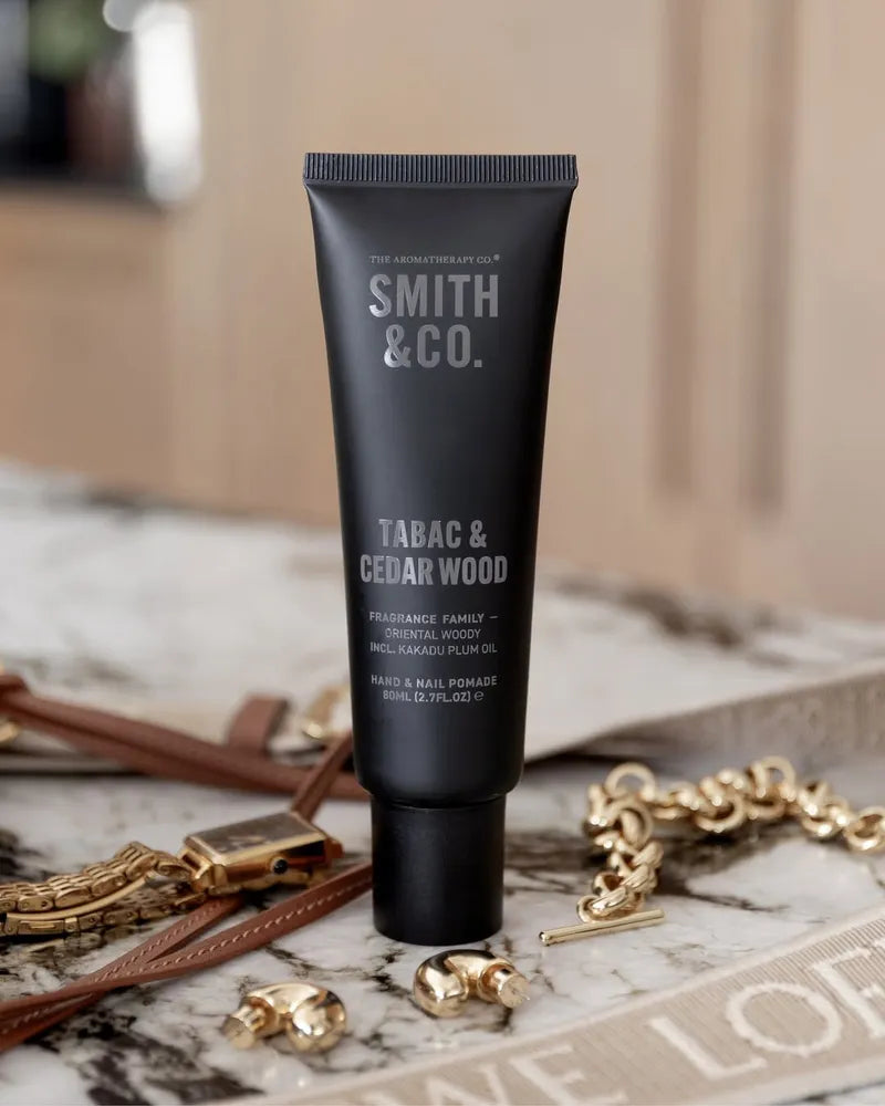 THE AROMATHERAPY CO Smith & Co Hand Cream - Tabac & Cedarwood