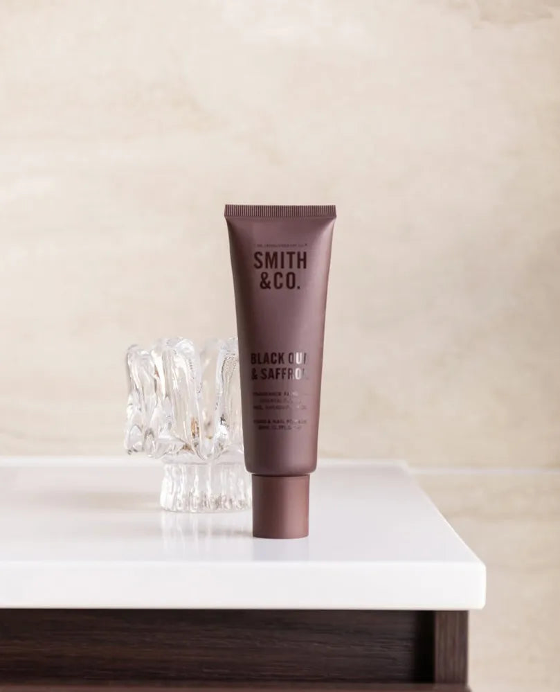 THE AROMATHERAPY CO Smith & Co Hand Cream - Black Oud & Saffron