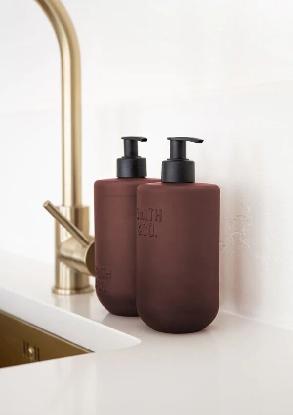 THE AROMATHERAPY CO Smith & Co Hand & Body Wash - Black Oud & Saffron