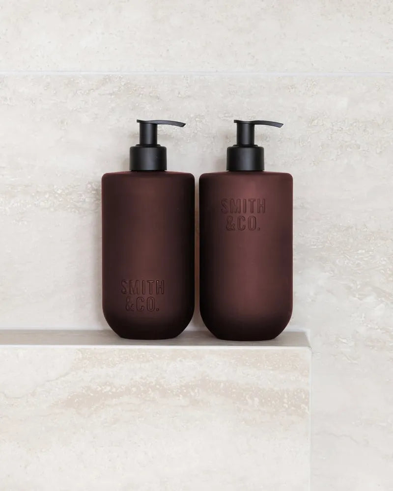 THE AROMATHERAPY CO Smith & Co Hand & Body Lotion - Black Oud & Saffron