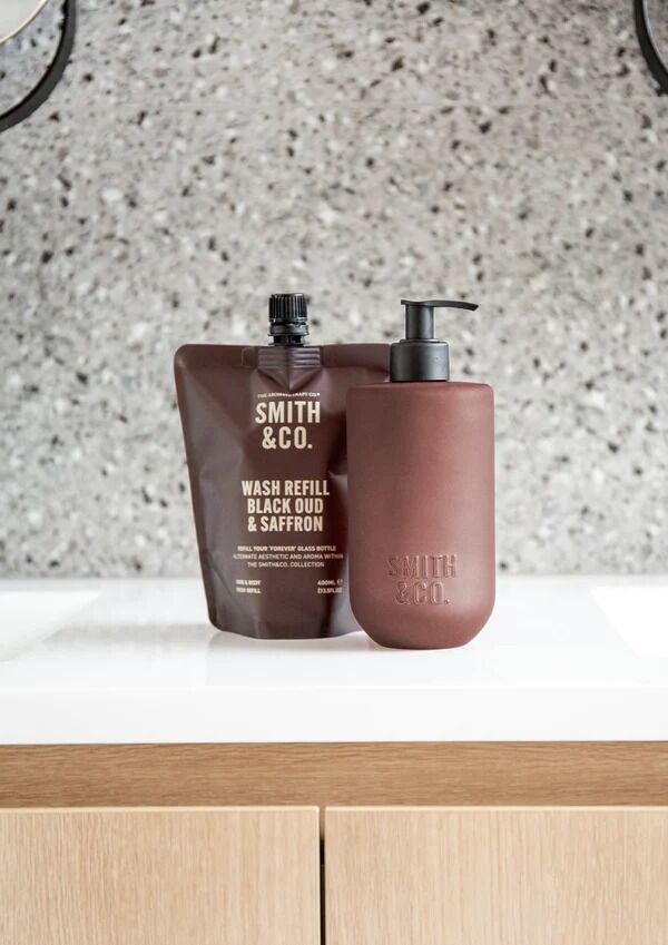 THE AROMATHERAPY CO Smith & Co Hand & Body Wash Refill - Black Oud & Saffron