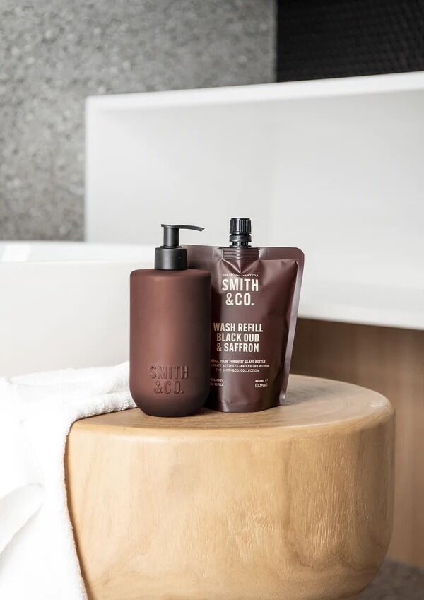 THE AROMATHERAPY CO Smith & Co Hand & Body Wash Refill - Black Oud & Saffron