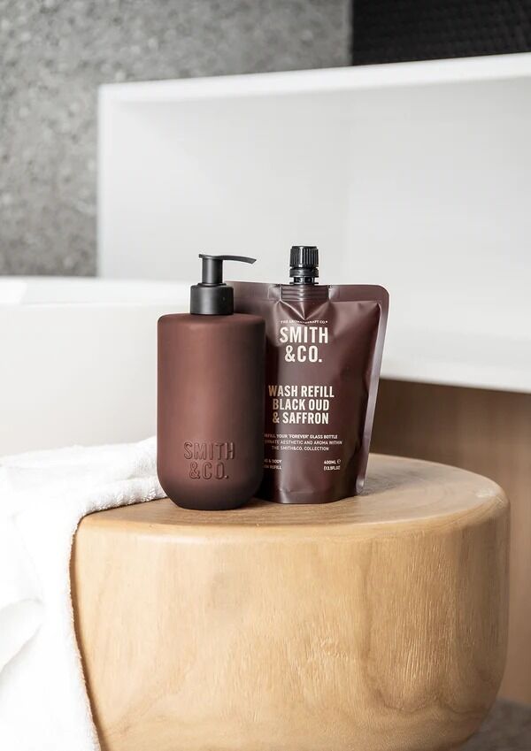 THE AROMATHERAPY CO Smith & Co Hand & Body Wash Refill - Black Oud & Saffron