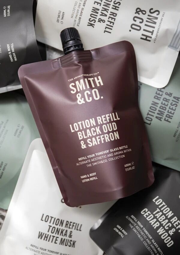 THE AROMATHERAPY CO Smith & Co Hand & Body Lotion Refill - Black Oud & Saffron