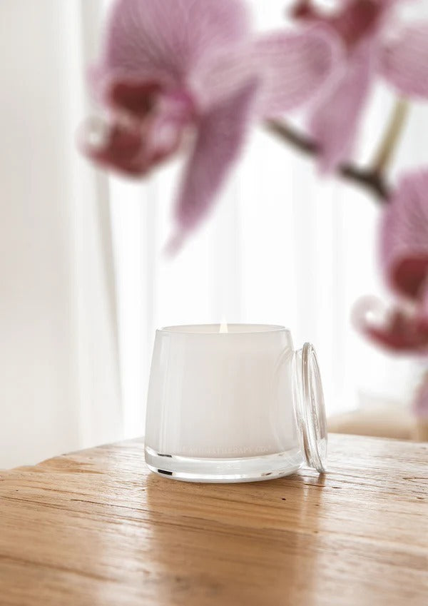 THE AROMATHERAPY CO Therapy Candle Restore - Wild Berry & Jasmine