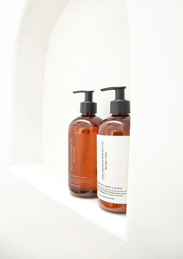 THE AROMATHERAPY CO Therapy Hand & Body Lotion - Wild Berry & Jasmine
