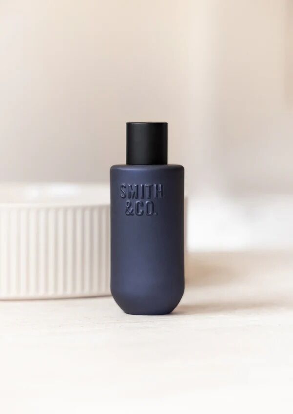 THE AROMATHERAPY CO Smith & Co Room Spray - Smoked Suede & Bergamot