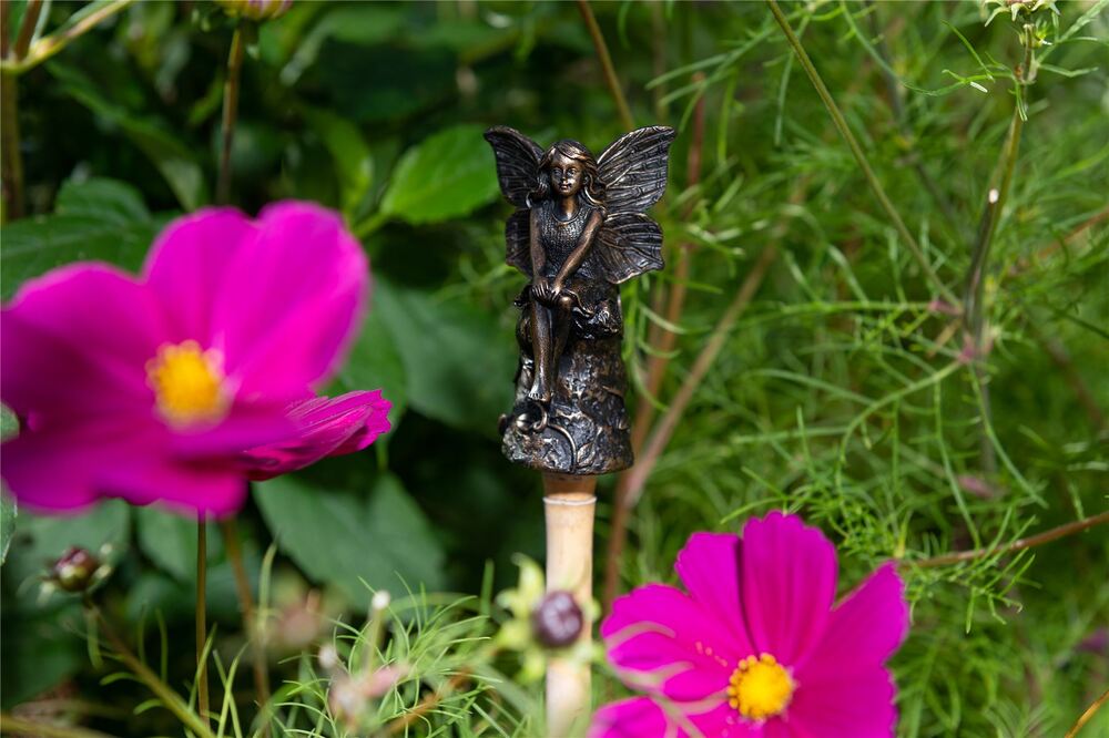 Jardinopia Cane Companion - Antique Bronze Fairy Sitting On Tree Stump