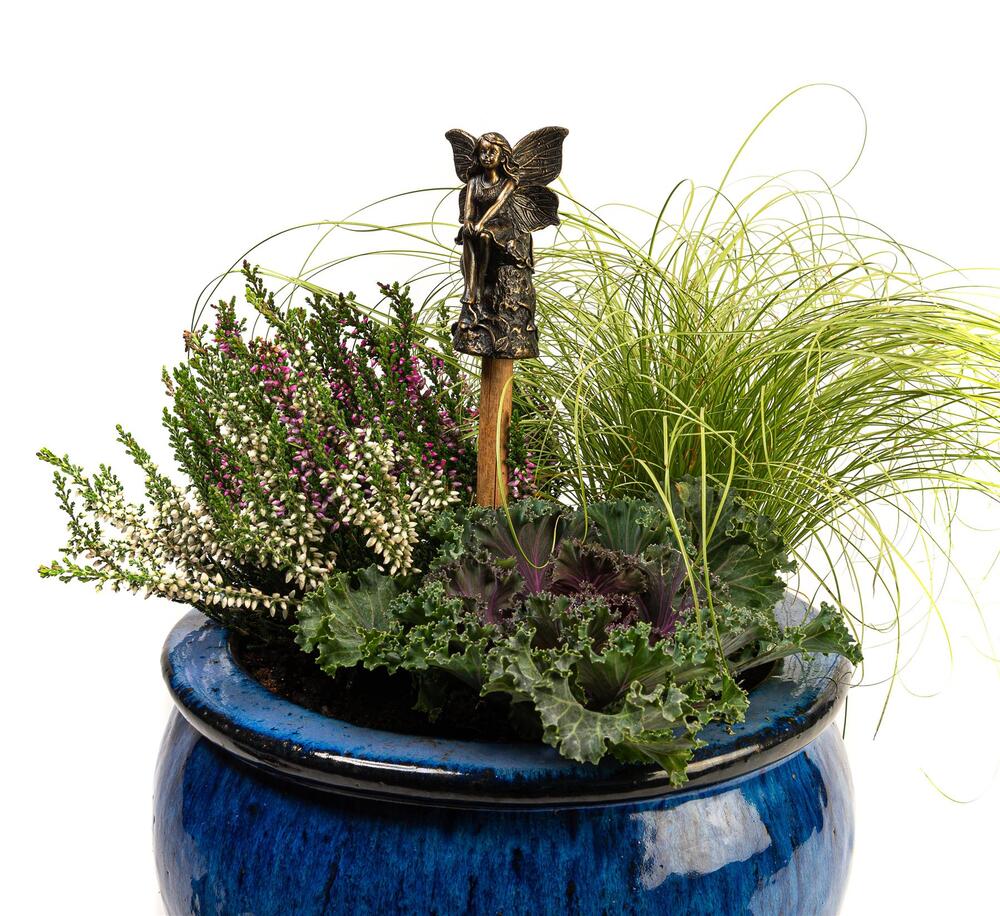 Jardinopia Cane Companion - Antique Bronze Fairy Sitting On Tree Stump