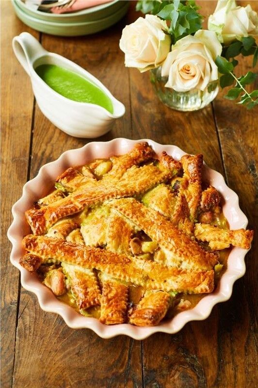 Jamie Oliver Big Love - Stoneware Proper Pie Dish 28x6cm