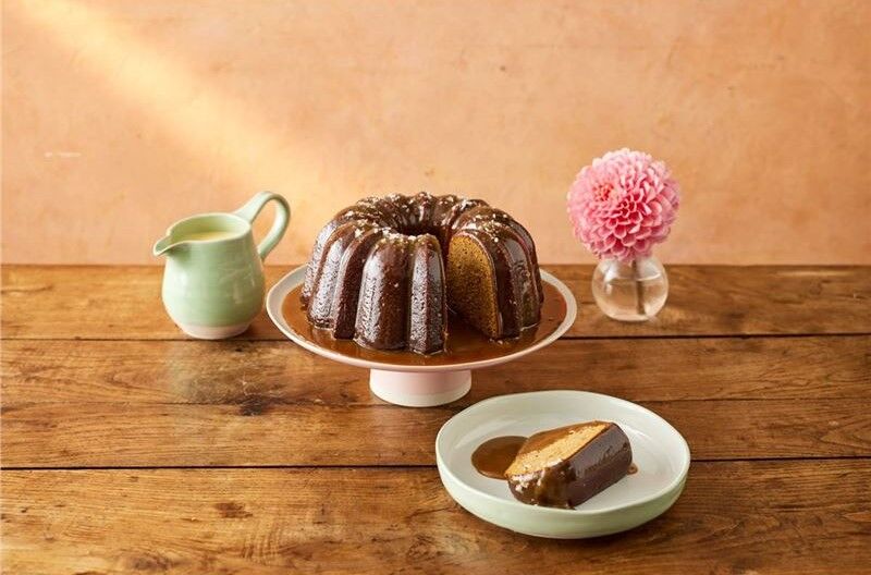 Jamie Oliver Big Love - Stoneware Showstopper Footed Cake Stand 31cm