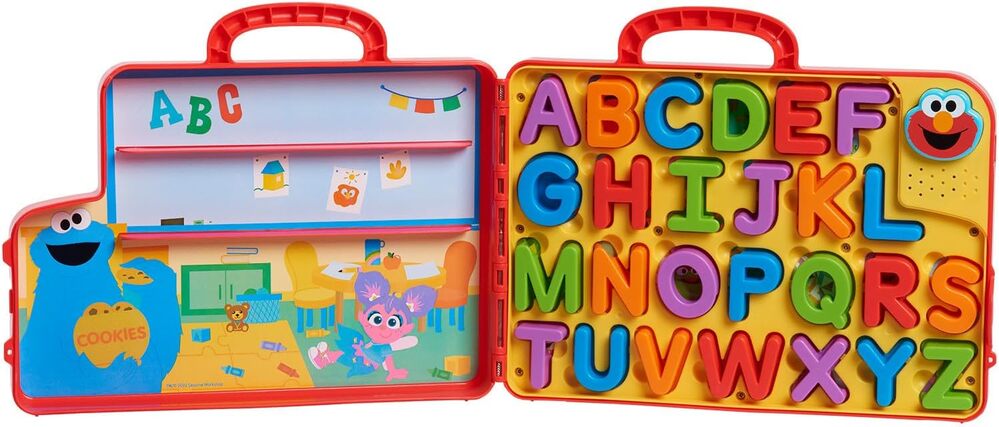 Sesame Street - Elmo's Learning Letters