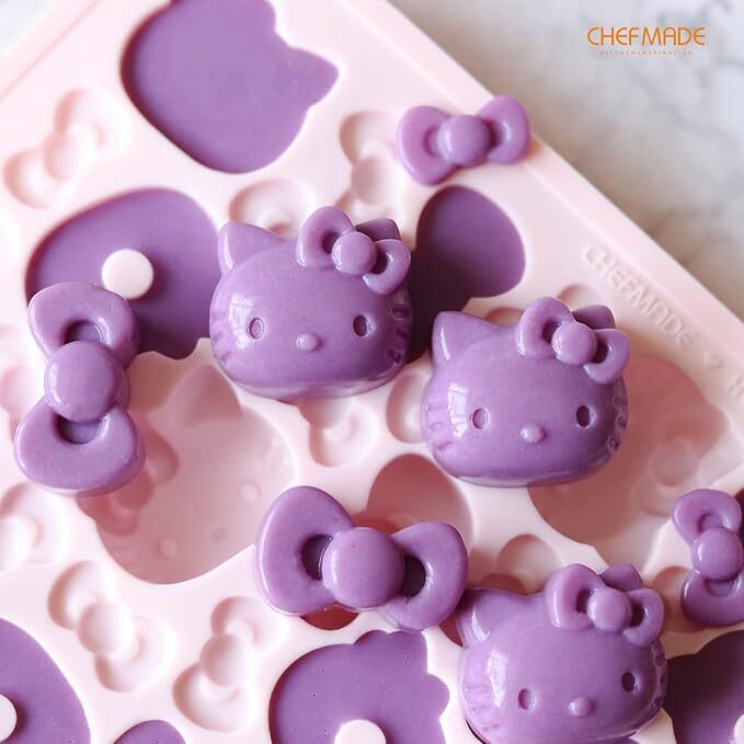 Chefmade x Sanrio - Hello Kitty Shape Silicone Chocolate Mold