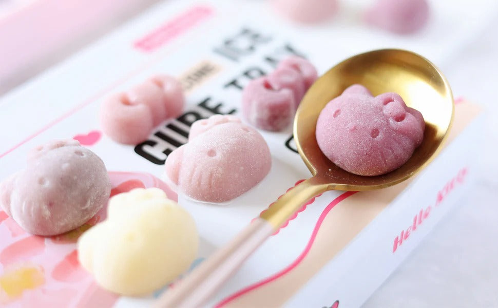 Chefmade x Sanrio - Hello Kitty Ice Cube Tray with Lid & Bin