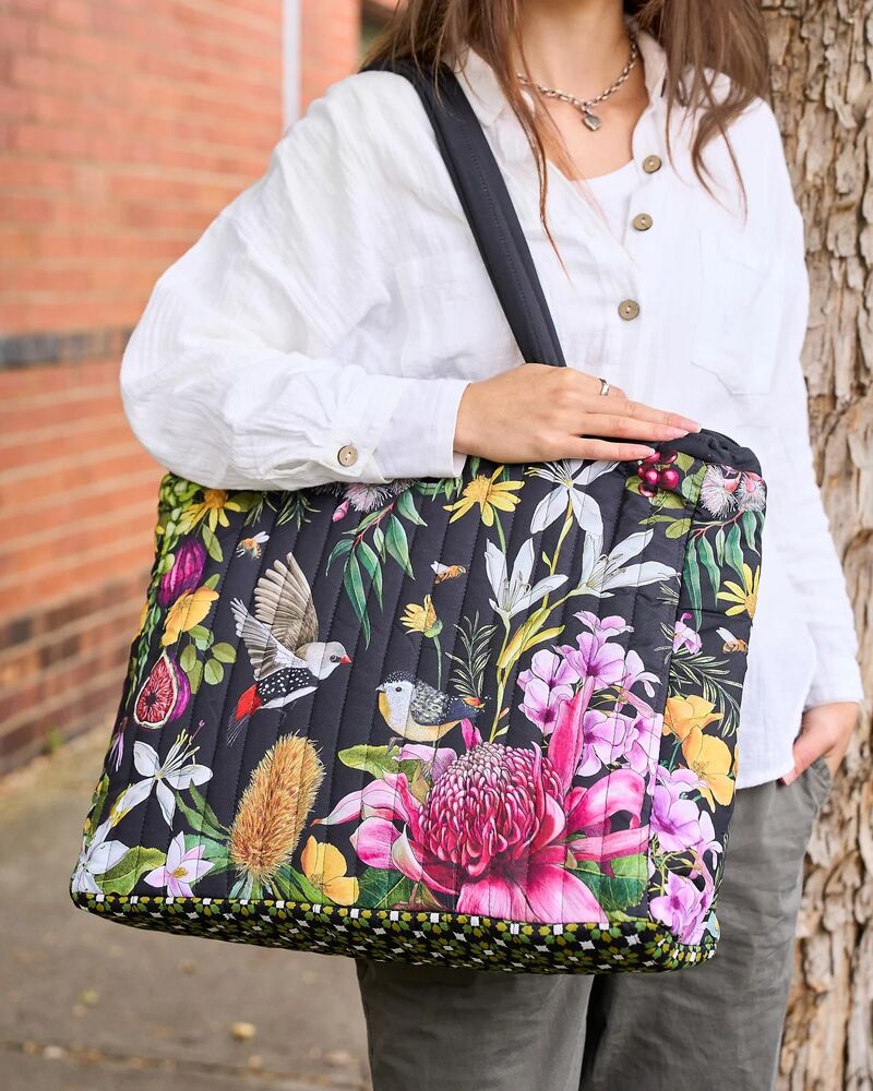 La La Land Vineyard Visions - Comforter Bag
