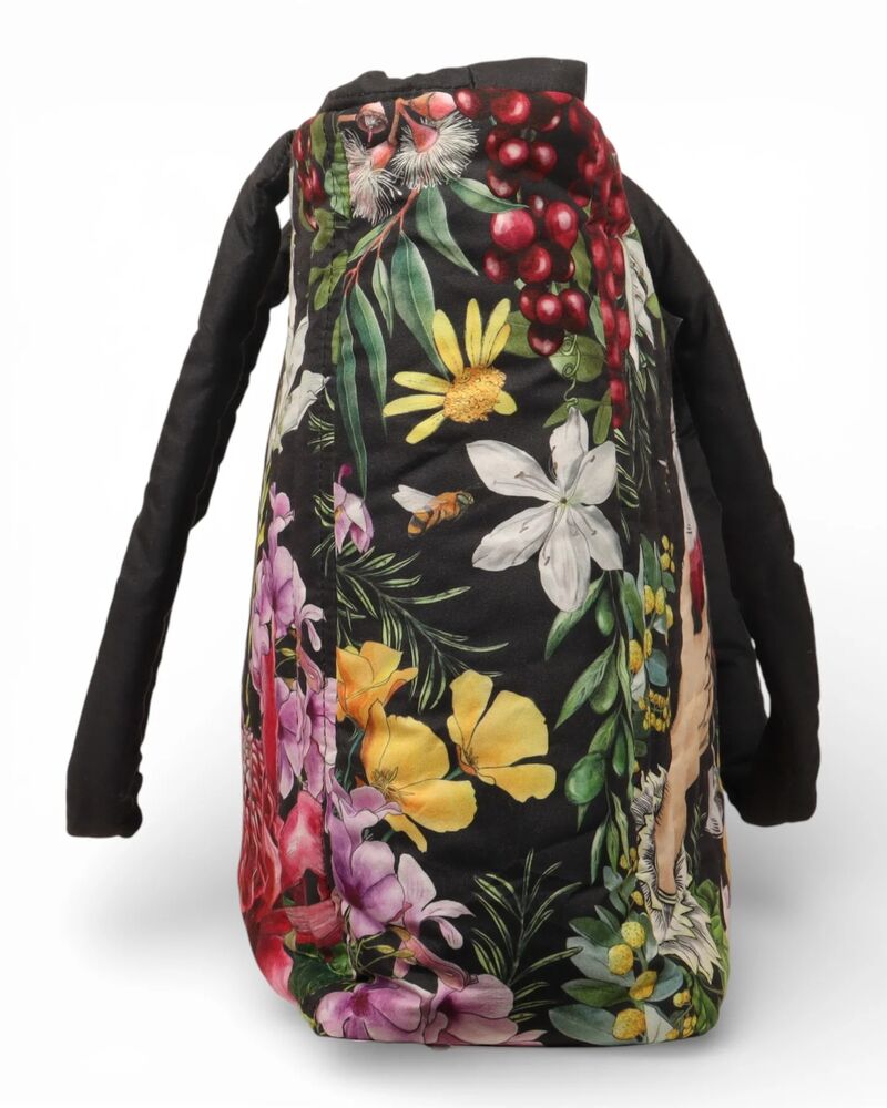 La La Land Vineyard Visions - Comforter Bag