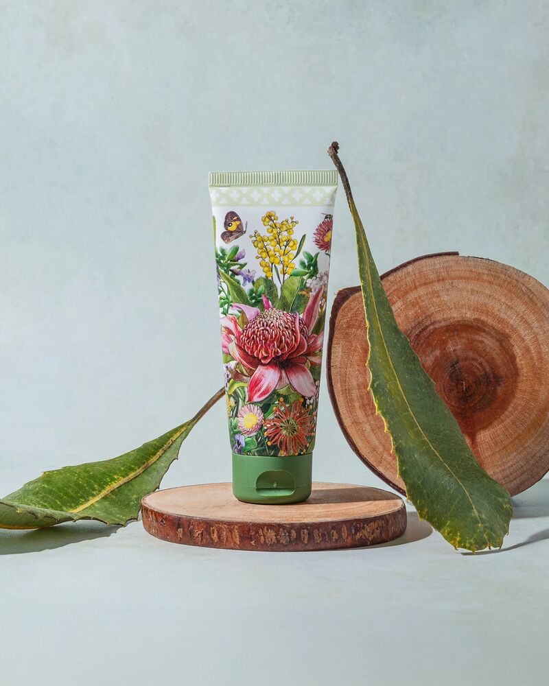 La La Land Pieces Of Poetry - Australian Hand Butter Botanical Blooms