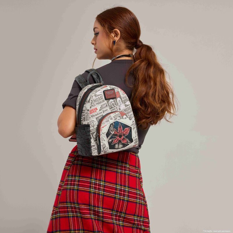 Loungefly Stranger Things 5 - Mini Backpack