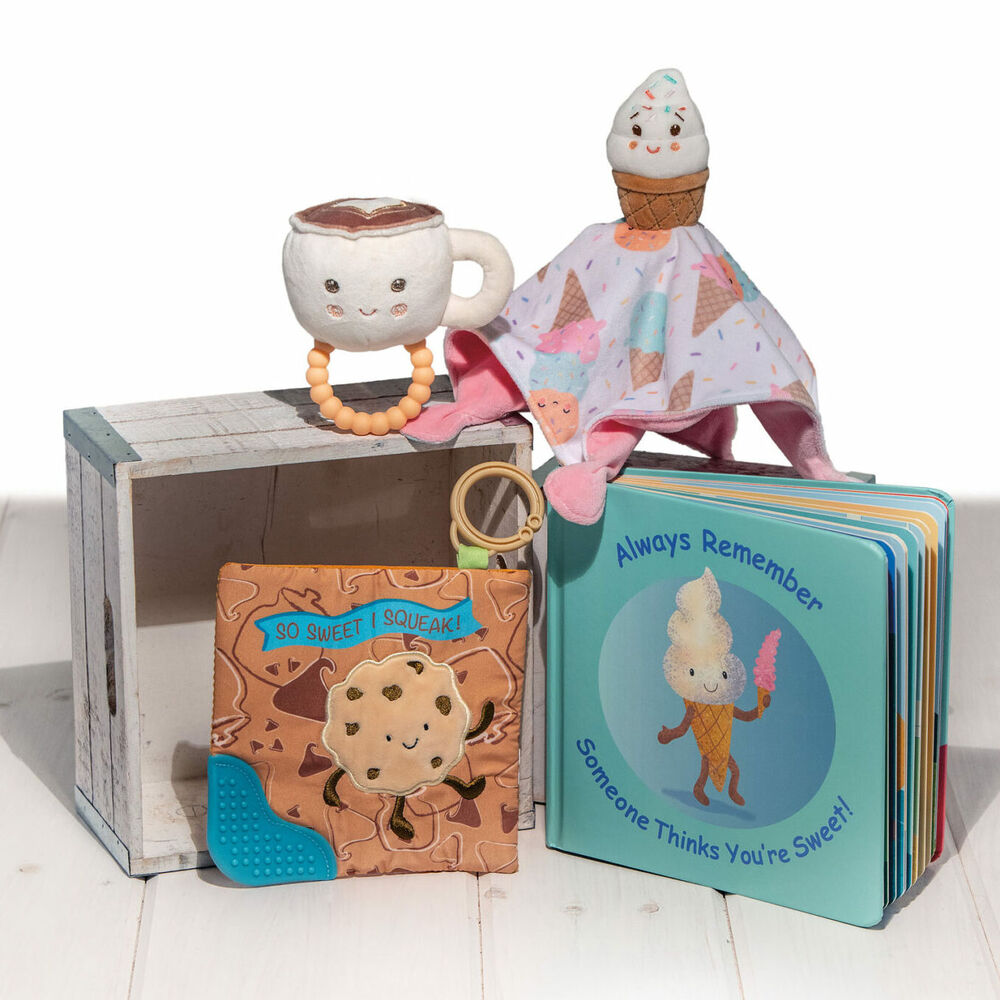 Mary Meyer - Sweet Soothies - Ice Cream Character Blanket