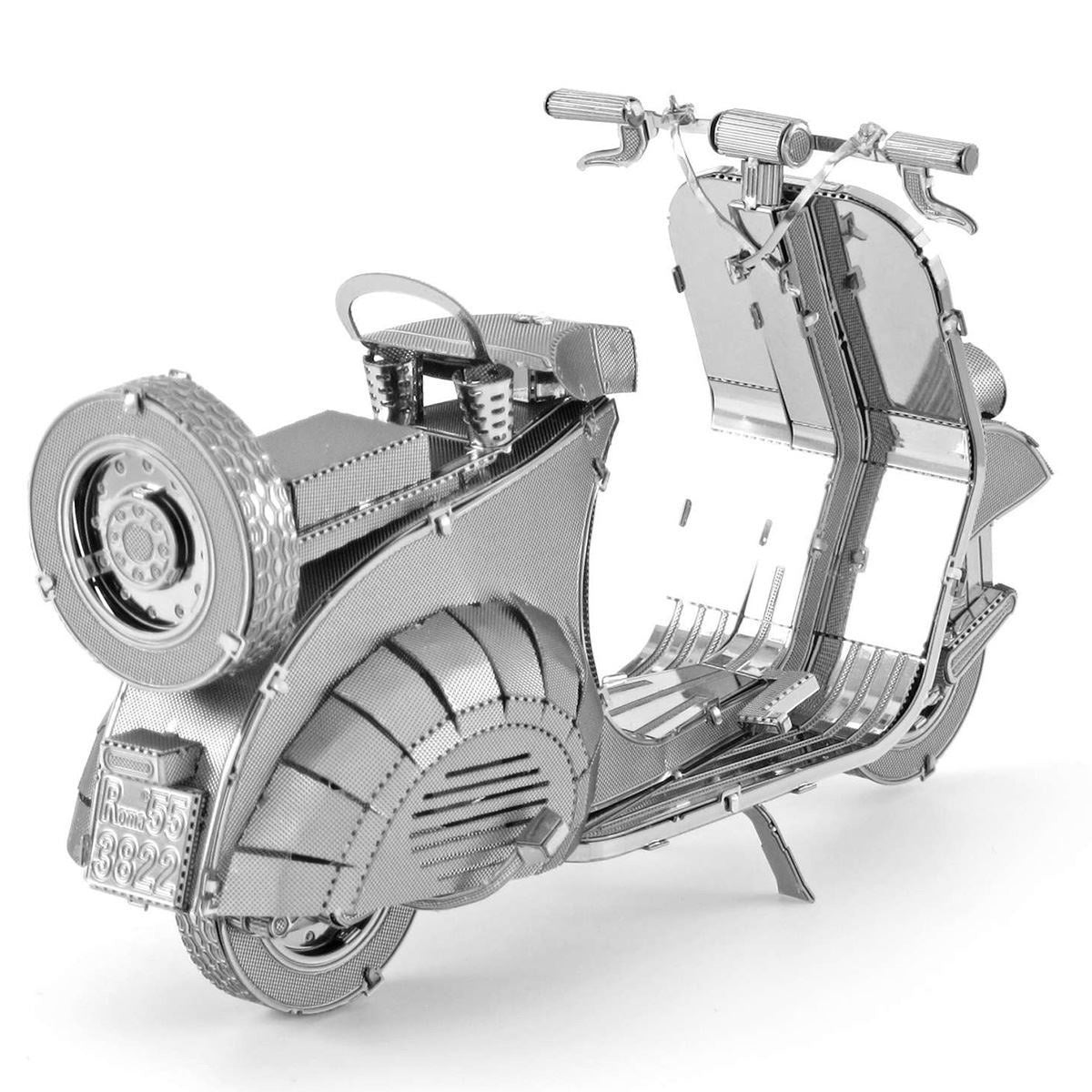 Metal Earth - 3D Metal Model Kit - Classic Vespa 125