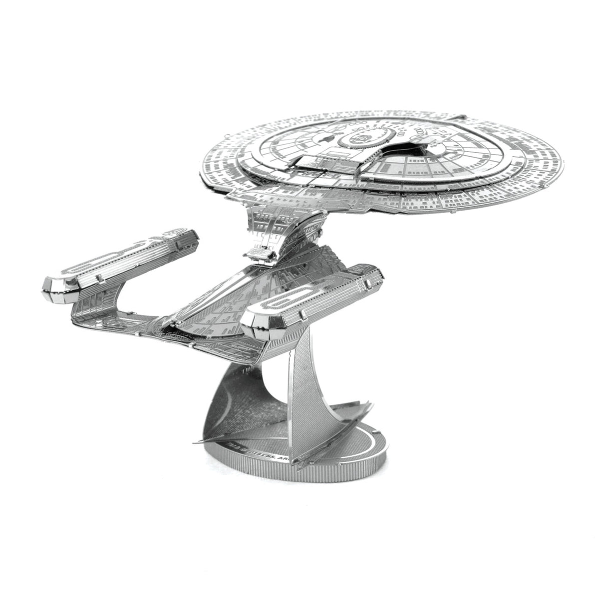 Metal Earth - 3D Metal Model Kit - Star Trek - USS ENTERPRISE 1701-D