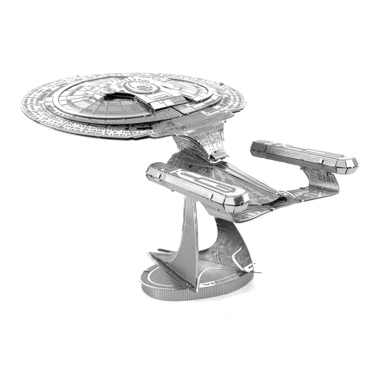 Metal Earth - 3D Metal Model Kit - Star Trek - USS ENTERPRISE 1701-D