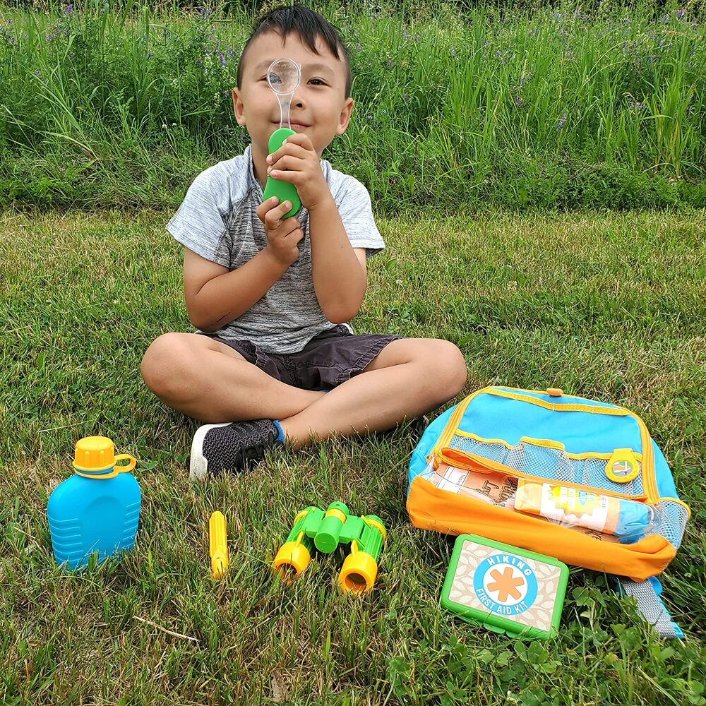 Melissa & Doug Lets Explore - Hiking Play Set with Backpack