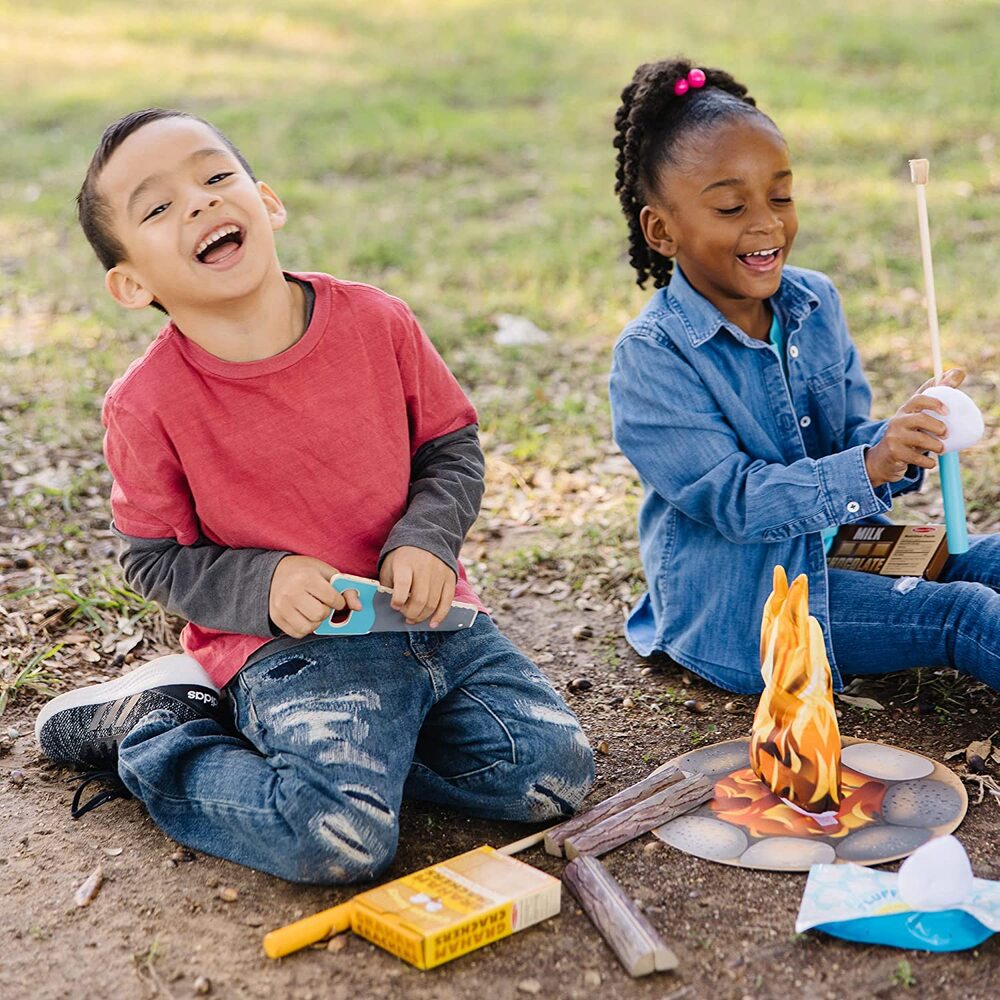 Melissa & Doug Lets Explore - Campfire S'Mores Play Set