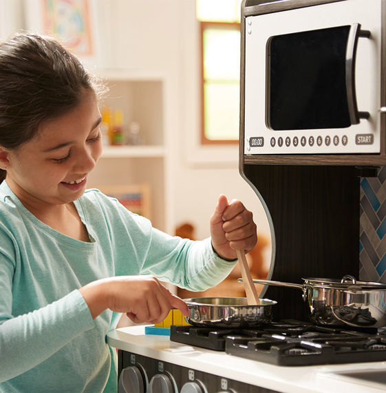 Melissa & Doug Kitchen Play - Pots & Pans Set