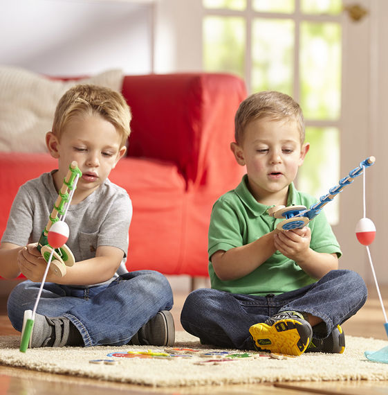 Melissa & Doug Magnetic Learning - Catch & Count Fishing Rod Set