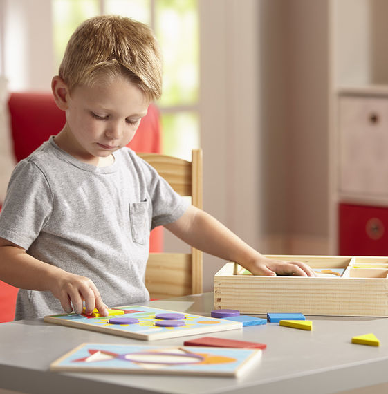 Melissa & Doug Classic Toy - Beginner Pattern Blocks