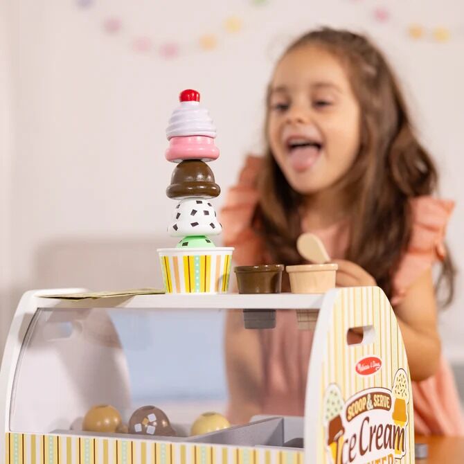 Melissa & Doug - Scoop & Serve Ice Cream Counter