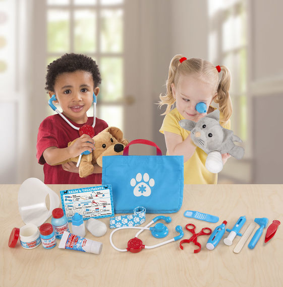 Melissa & Doug Pet Play - Examine & Treat Pet Vet