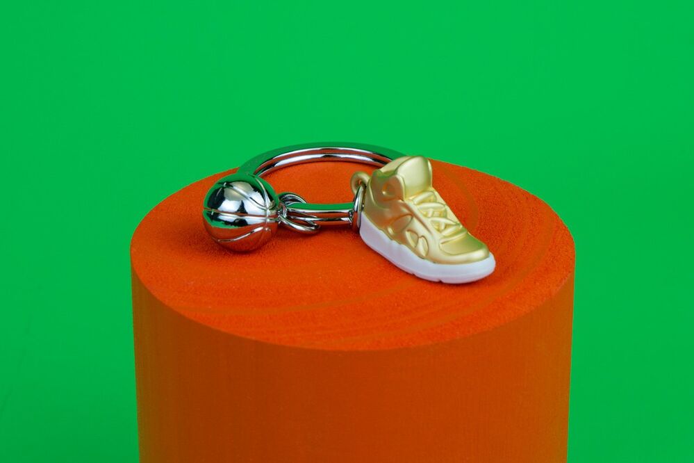 Metalmorphose Keychain - Basketball