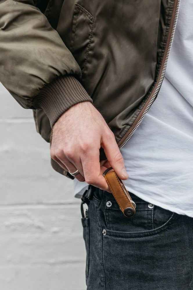 Orbitkey 2.0 Crazy Horse Leather - Chestnut Brown