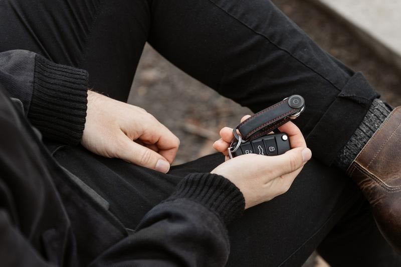 Orbitkey 2.0 Crazy Horse Leather - Obsidian Black