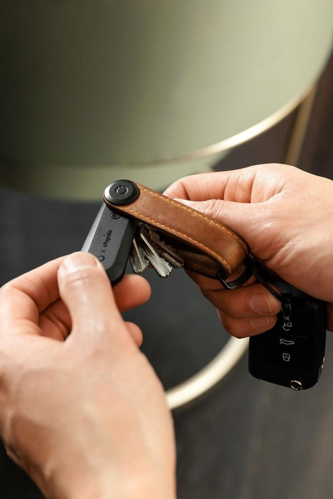 Orbitkey Accessory - V2 Chipolo Bluetooth Tracker Black
