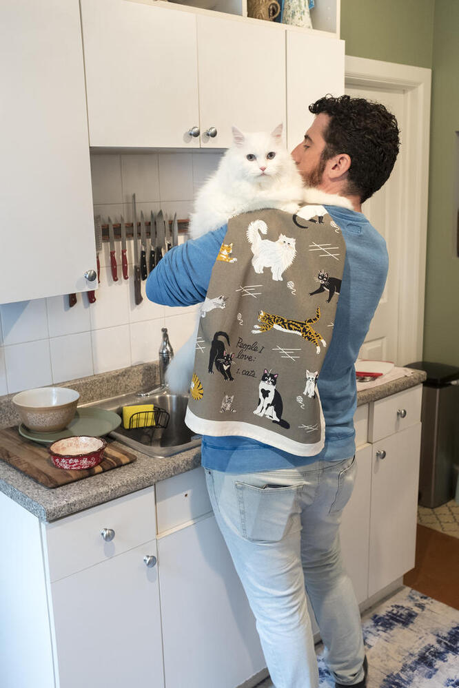 Blue Q Tea Towel - People I Love: 1. Cats