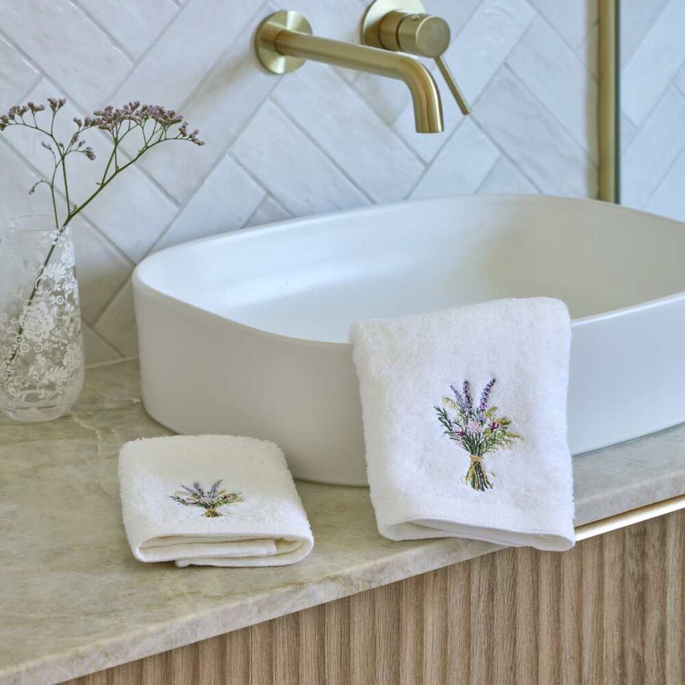 Pilbeam Living - Floral Garden Hand Towel