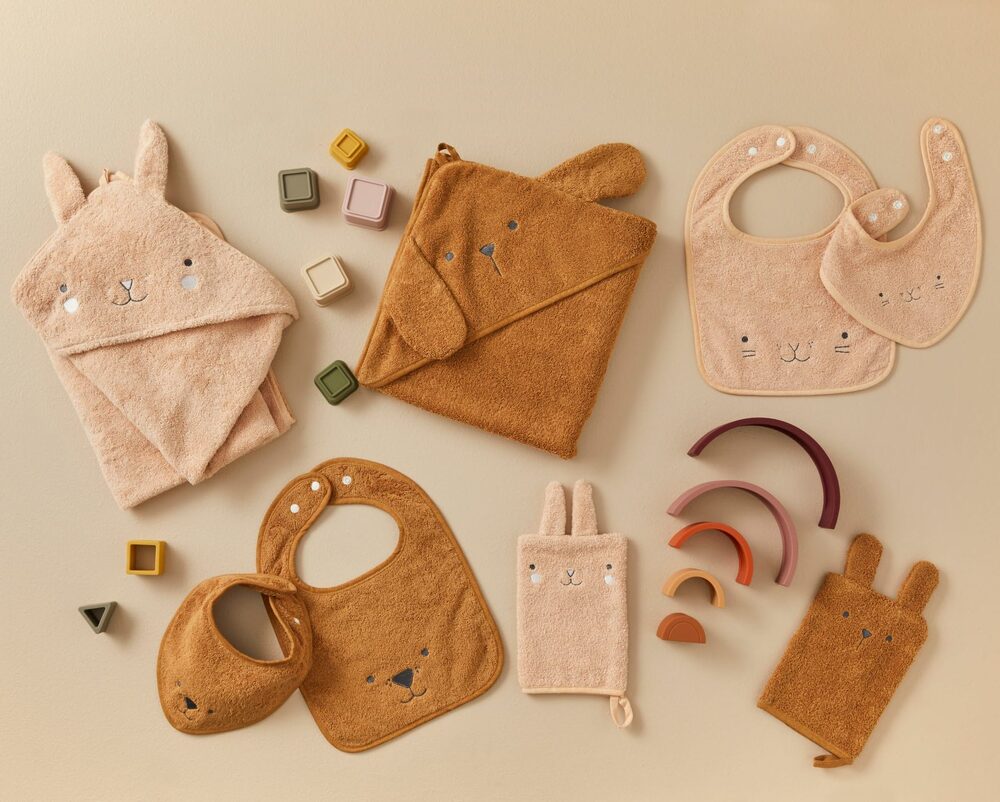Pilbeam Jiggle & Giggle - Biscuit Baby Hooded Bath Towel