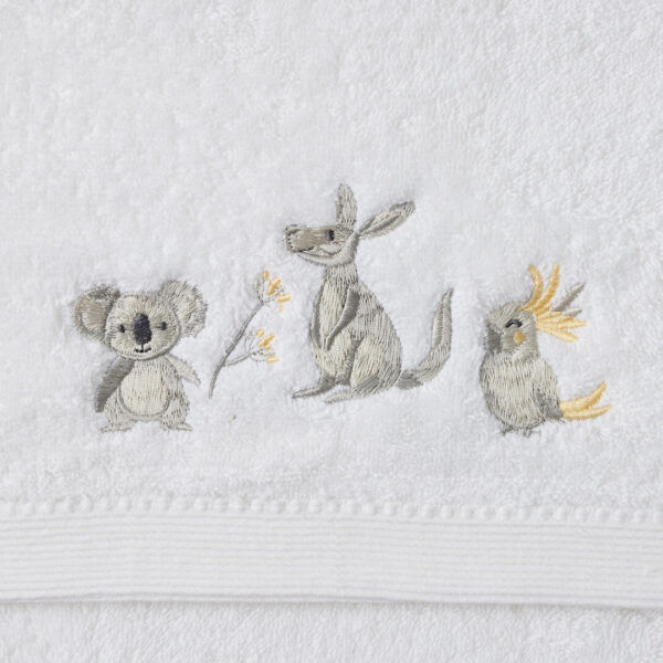 Pilbeam Jiggle & Giggle - Little Critters Bath Towel & Face Washer Set