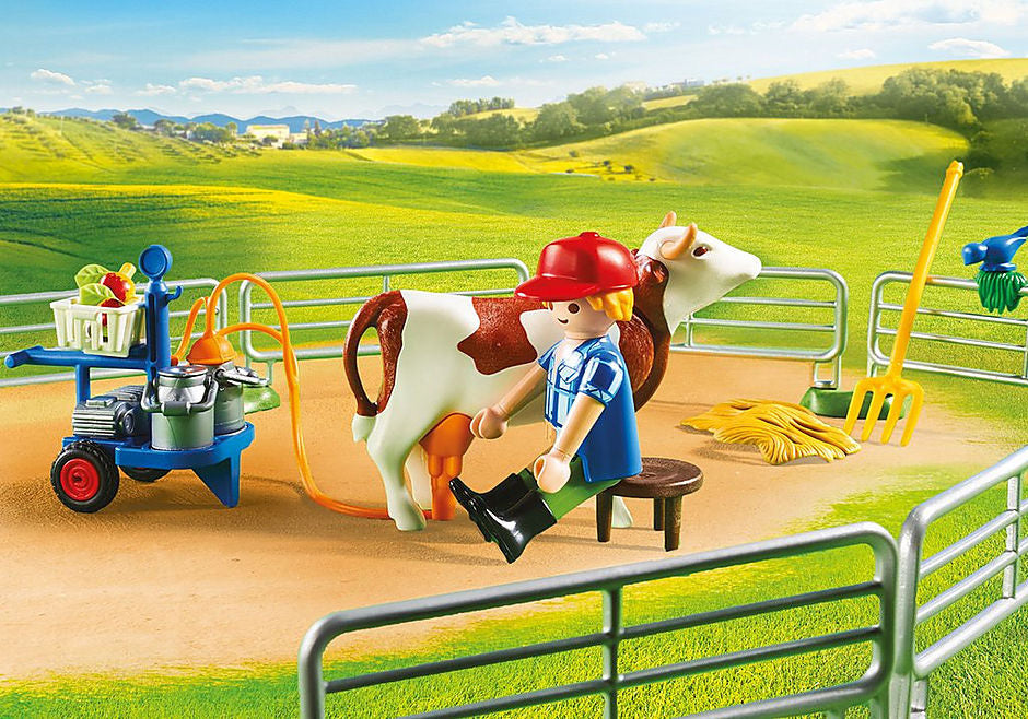 Playmobil Country - Farm with Animals