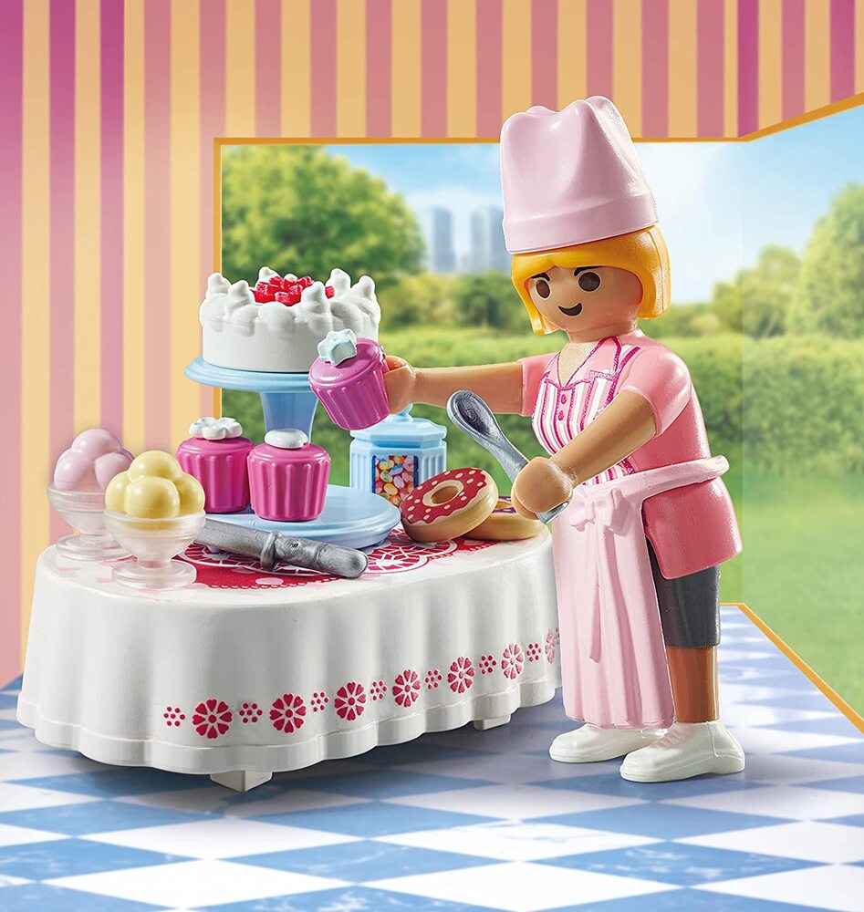 Playmobil Special Plus - Baker with Dessert Table