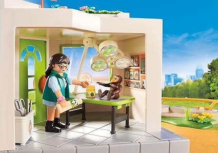 Playmobil Family Fun - Zoo Veterinary Practice